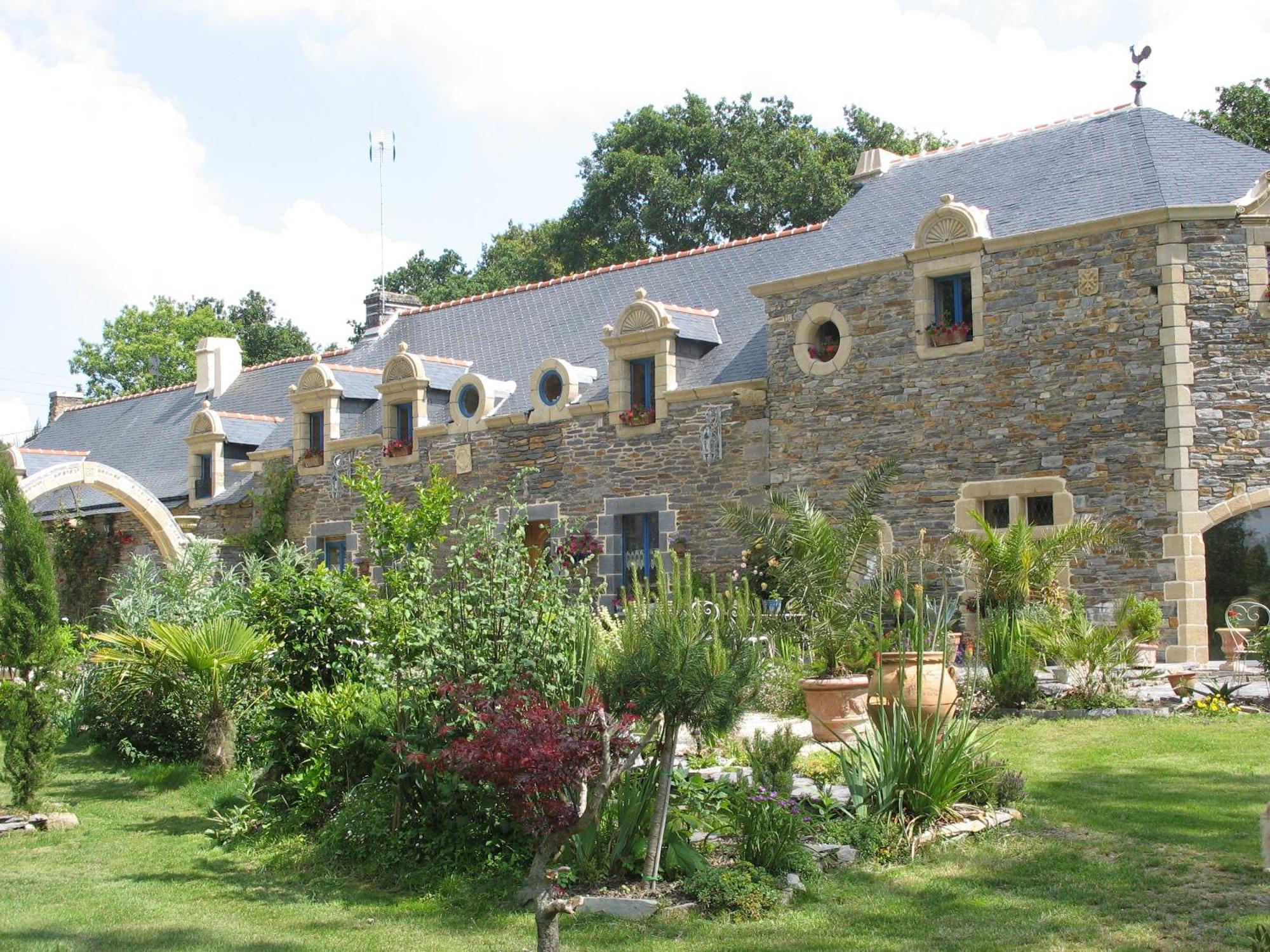 Le Clos Saint Fiacre Carentoir Exterior photo